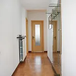 Casa Pianezzo * Dogliani