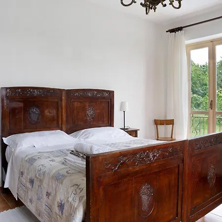 Casa Pianezzo * Dogliani